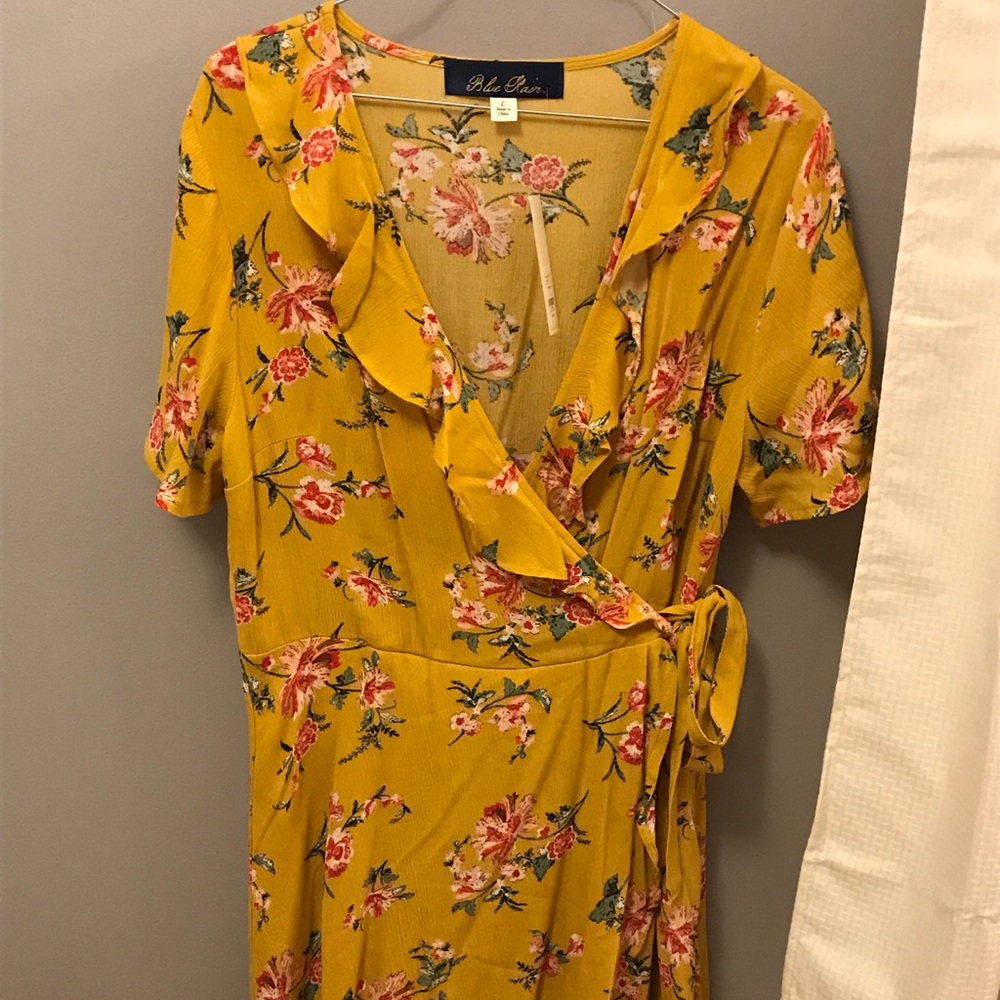 Yellow dres